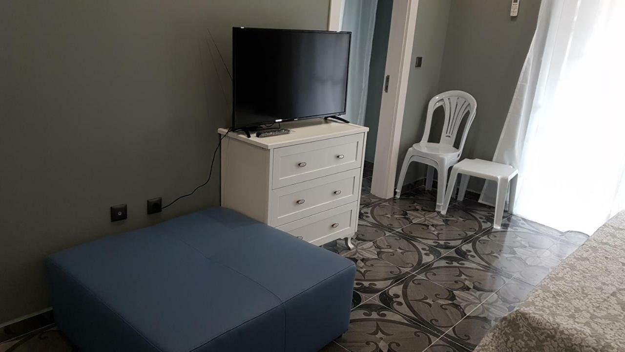 阳光海滩Riverside Vip Аpartments公寓式酒店 外观 照片